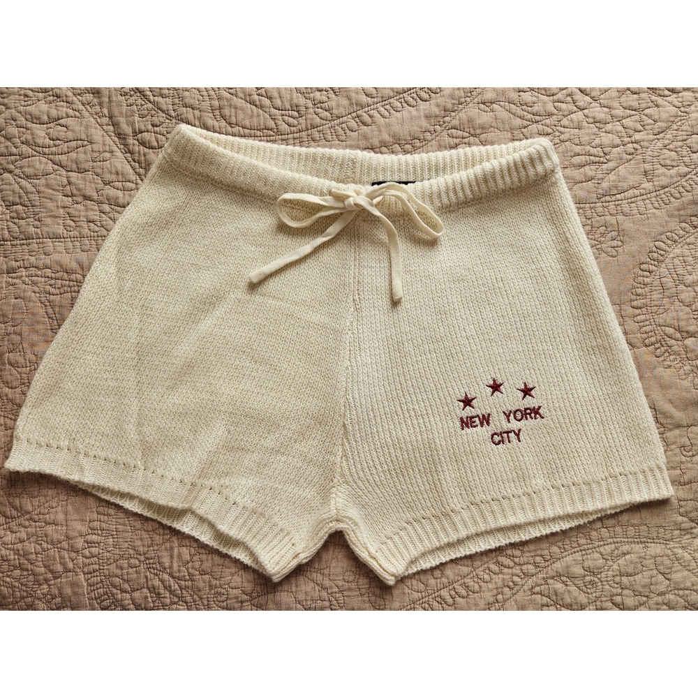 NWOT Spirit Jersey Women's New York Red Ivory LS Knit Sweater & Shorts Set, Med. - Picture 9 of 12